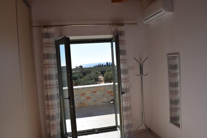 Image No.11-3 Bed Villa / Detached for sale