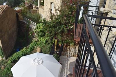 90ce6eb01c964a1f81103ba17935ee8b