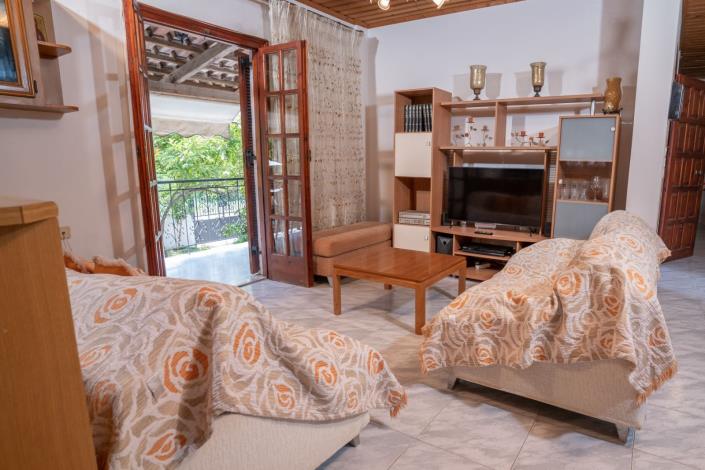 Image No.3-Maison / Villa de 3 chambres à vendre à Kalamata