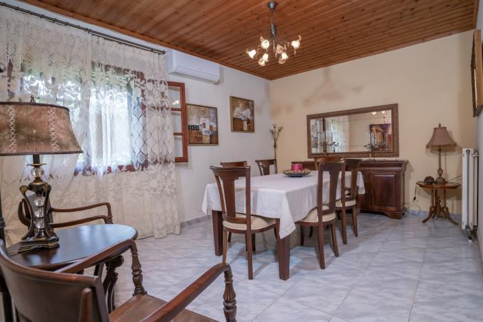 Image No.9-Maison / Villa de 3 chambres à vendre à Kalamata