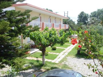 c8b18cdeaca04484bb0a6eaa9c0d884d