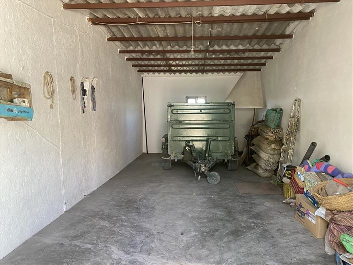 Image No.38-6 Bed Property for sale