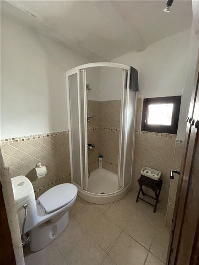 Image No.44-11 Bed Property for sale