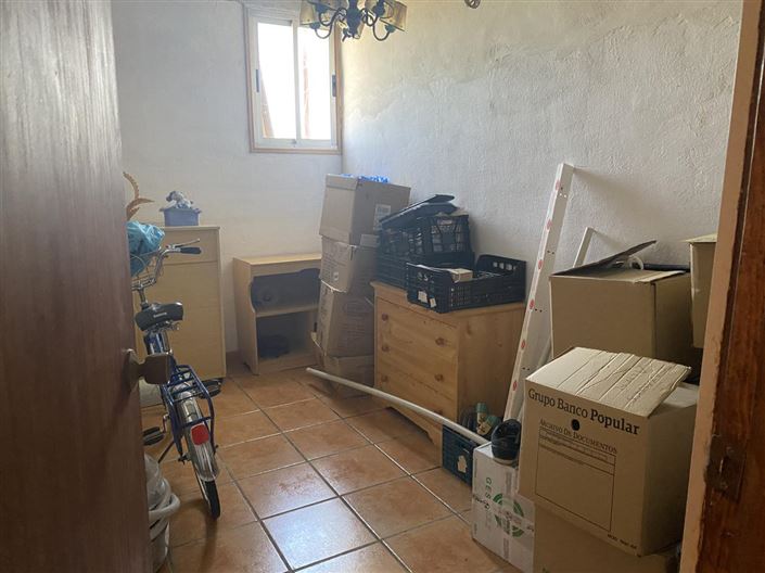 Image No.45-6 Bed Property for sale