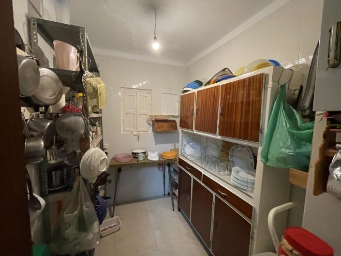 Image No.11-4 Bed Property for sale