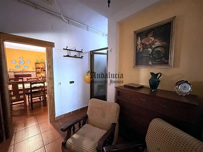 Image No.12-4 Bed Property for sale