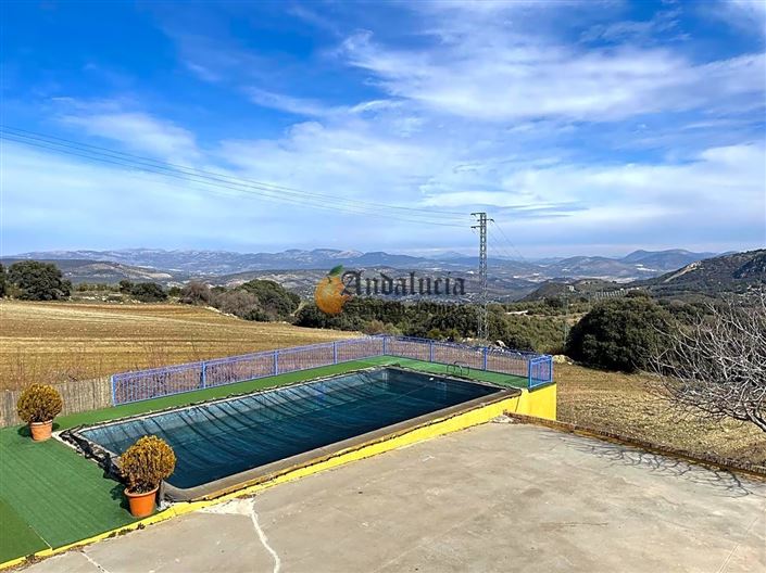 Image No.41-4 Bed Property for sale