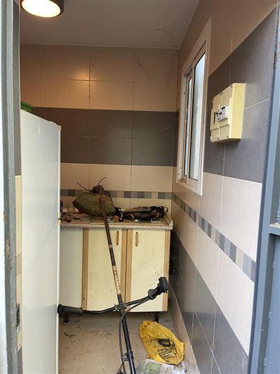 Image No.10-2 Bed Property for sale