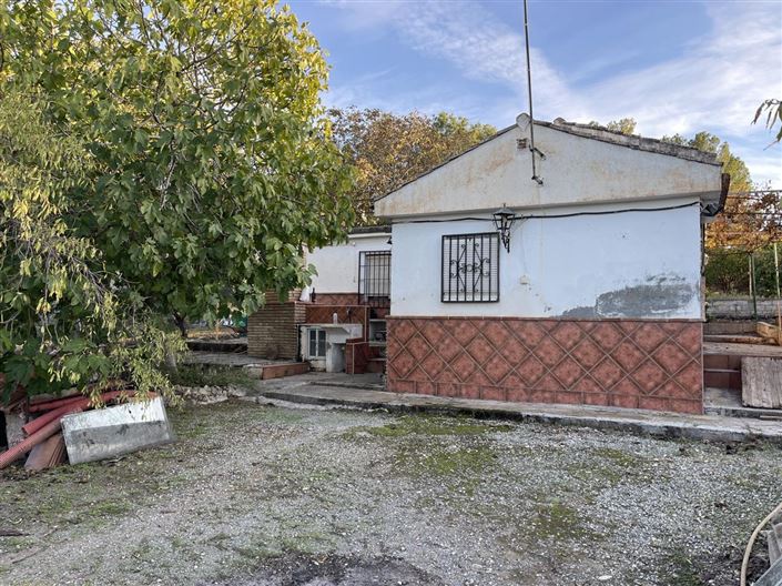 Image No.19-2 Bed Property for sale