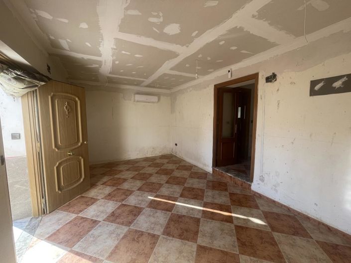 Image No.4-3 Bed Property for sale