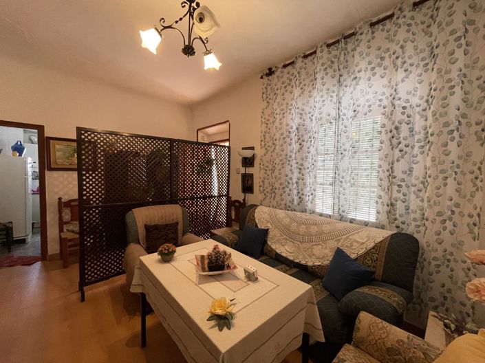 Image No.6-4 Bed Property for sale