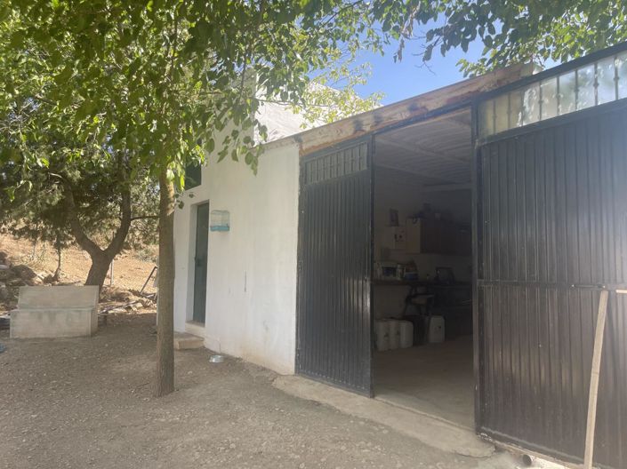 Image No.26-4 Bed Property for sale