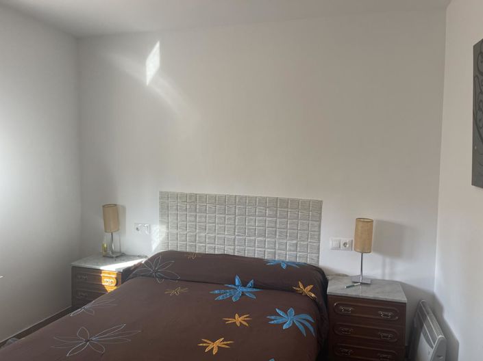 Image No.40-4 Bed Property for sale