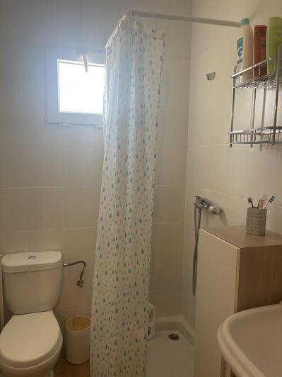 Image No.41-4 Bed Property for sale