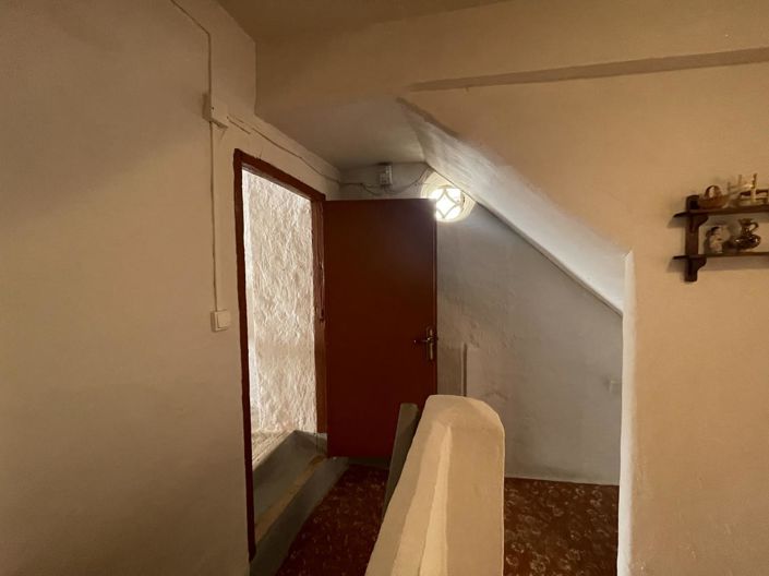 Image No.12-4 Bed Property for sale