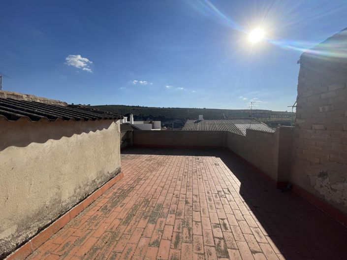 Image No.6-4 Bed Property for sale