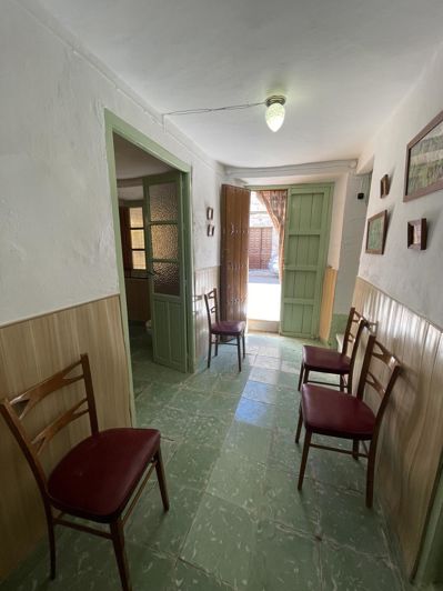 Image No.17-3 Bed Property for sale