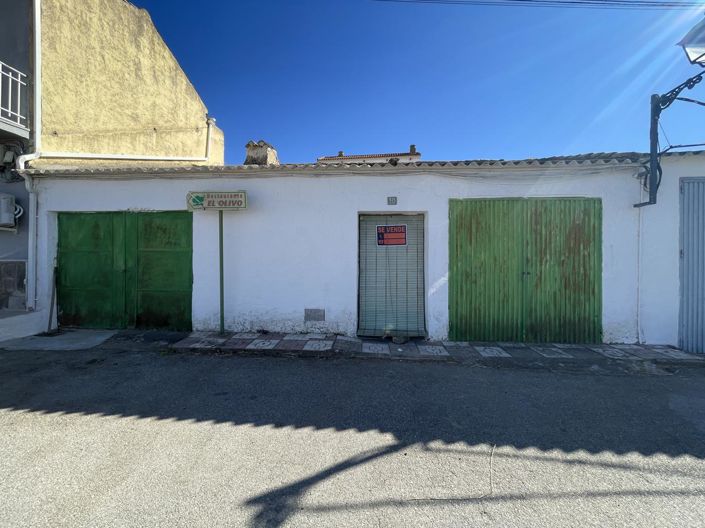 Image No.6-3 Bed Property for sale