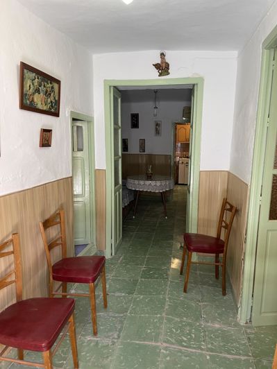 Image No.8-3 Bed Property for sale