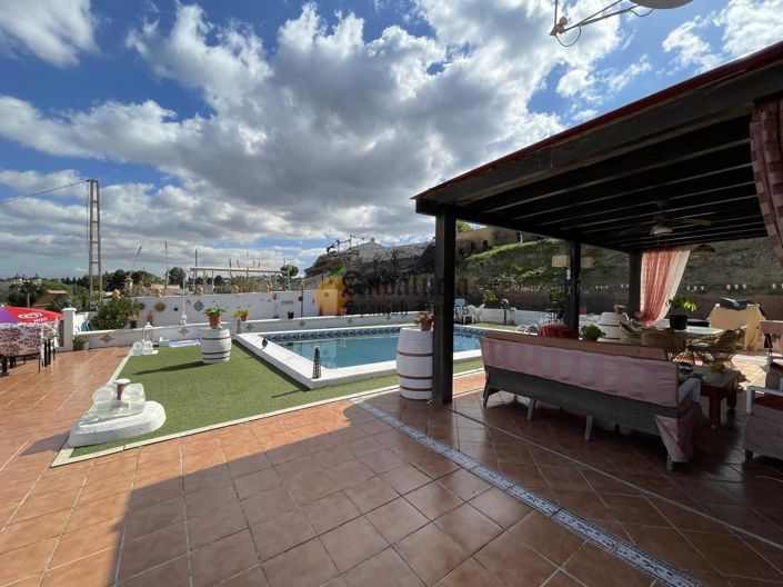 Image No.11-4 Bed Property for sale