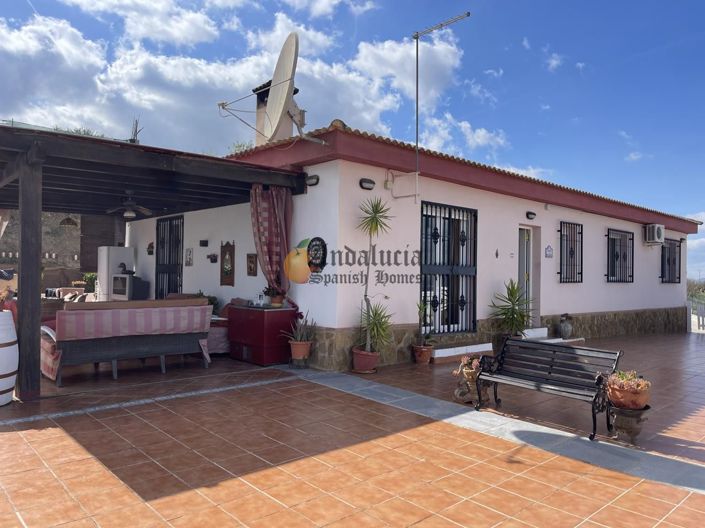 Image No.13-4 Bed Property for sale