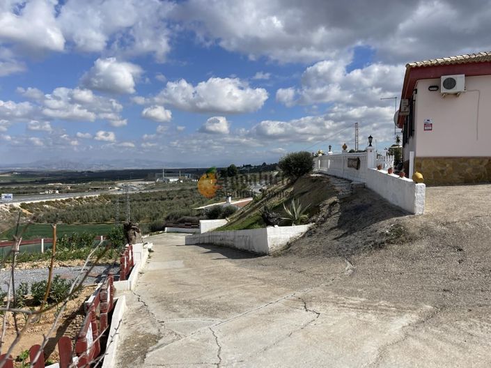 Image No.51-4 Bed Property for sale