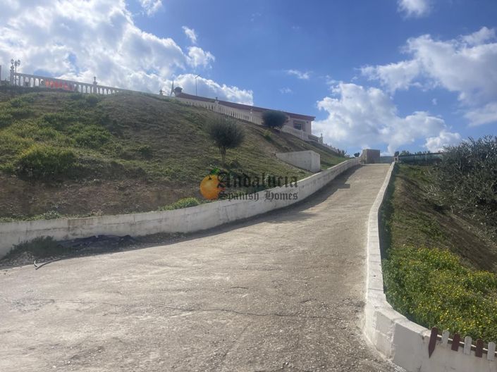 Image No.53-4 Bed Property for sale