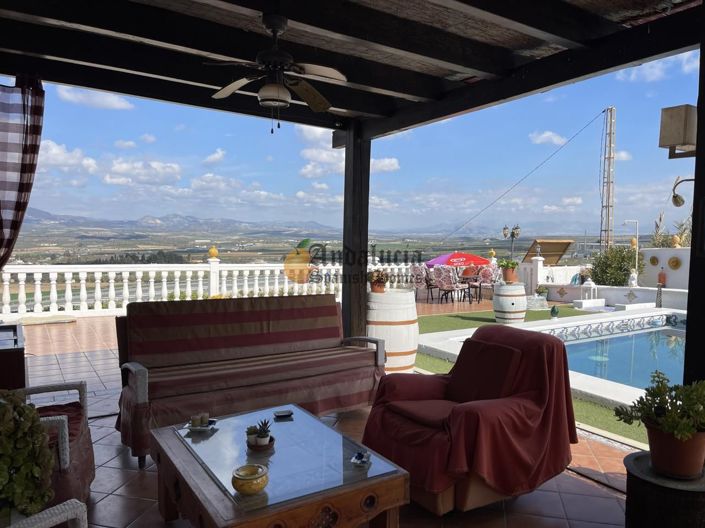 Image No.8-4 Bed Property for sale