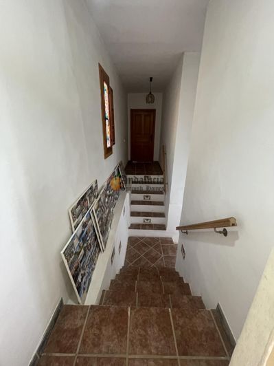 Image No.25-3 Bed Property for sale