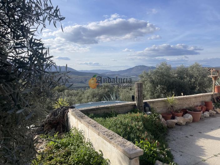 Image No.37-3 Bed Property for sale