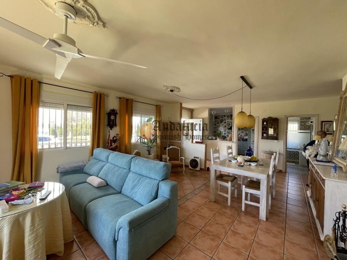 Image No.6-2 Bed Property for sale