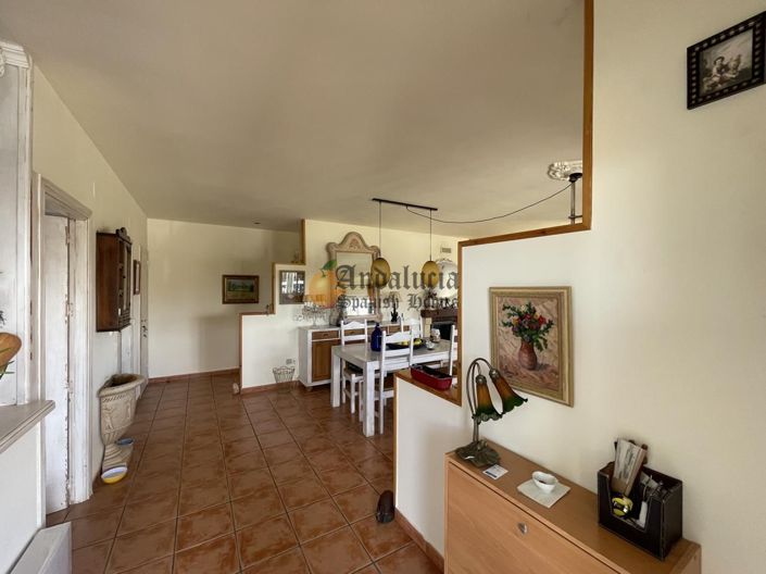 Image No.9-2 Bed Property for sale