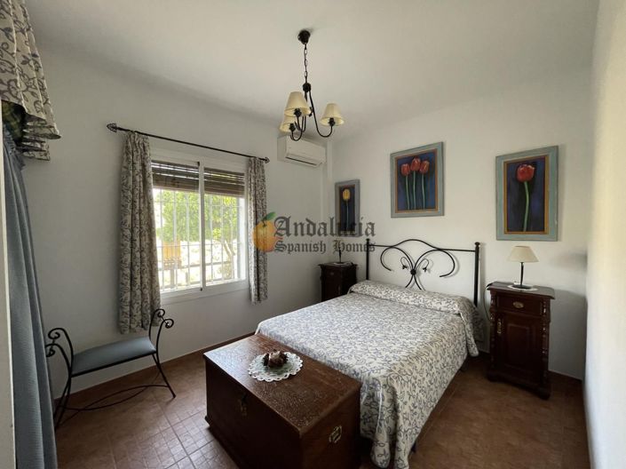 Image No.34-4 Bed Property for sale