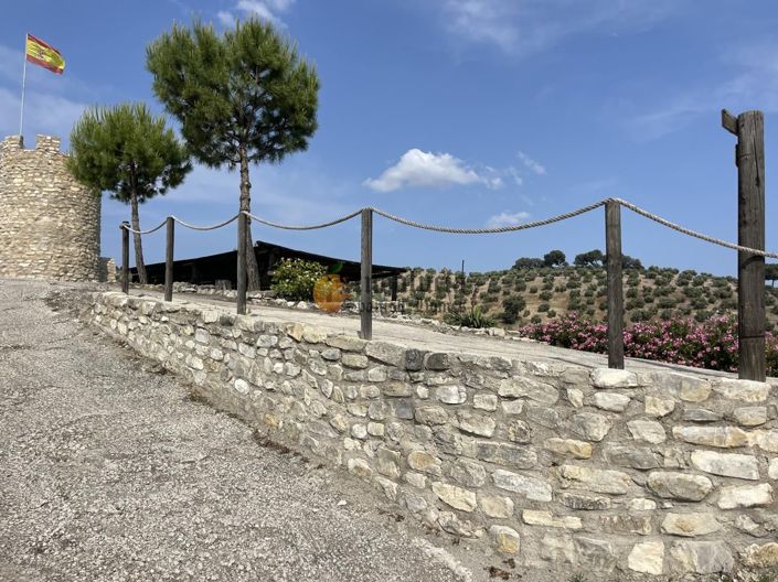 Image No.56-4 Bed Property for sale