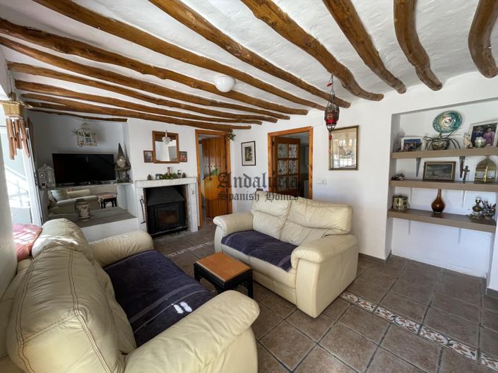 Image No.48-7 Bed Property for sale