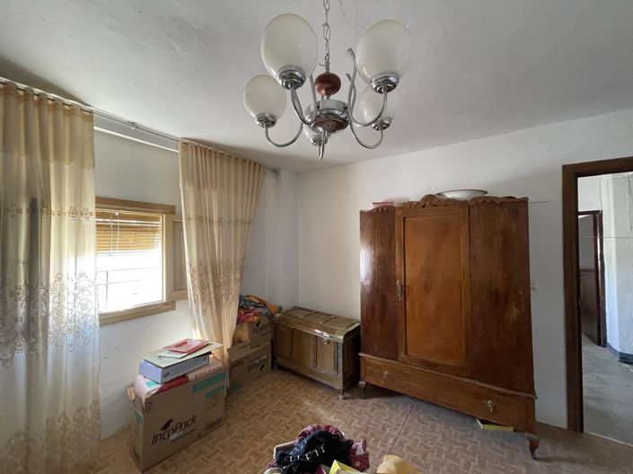 Image No.20-5 Bed Property for sale