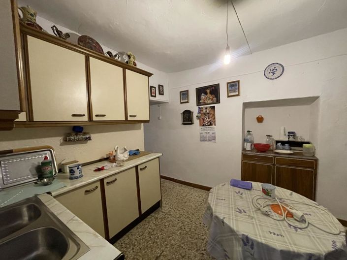 Image No.9-5 Bed Property for sale