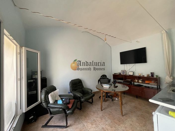 Image No.26-5 Bed Property for sale