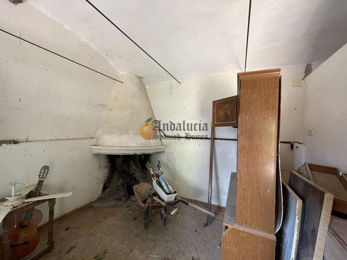 Image No.35-5 Bed Property for sale