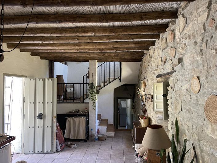 Image No.12-3 Bed Property for sale