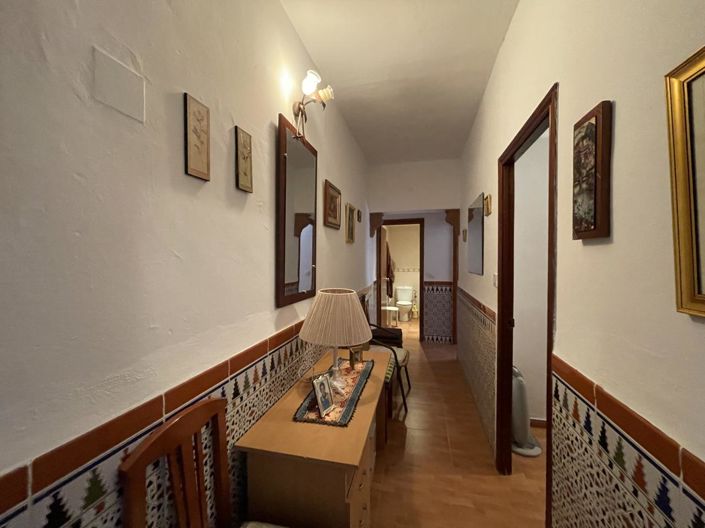 Image No.18-3 Bed Property for sale