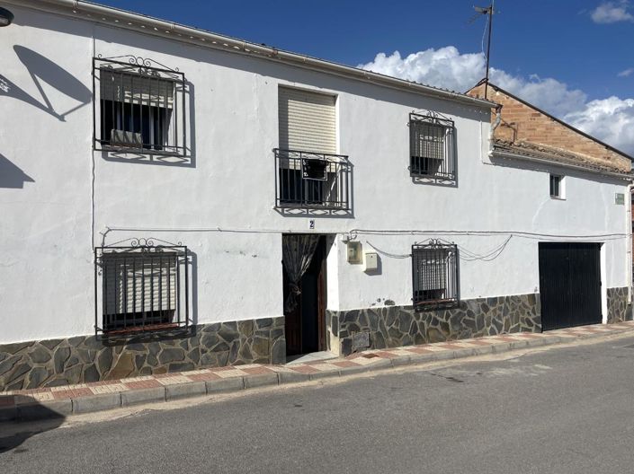 Image No.3-4 Bed Property for sale