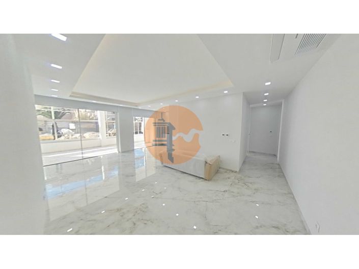 Image No.23-3 Bed Apartment for sale