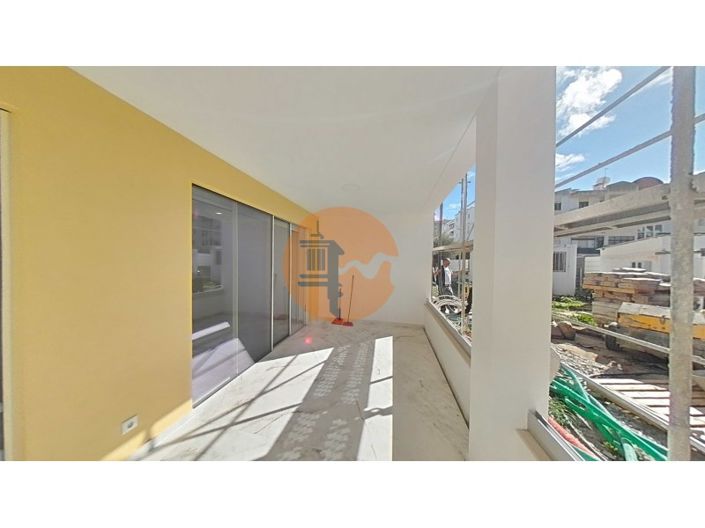 Image No.26-3 Bed Apartment for sale