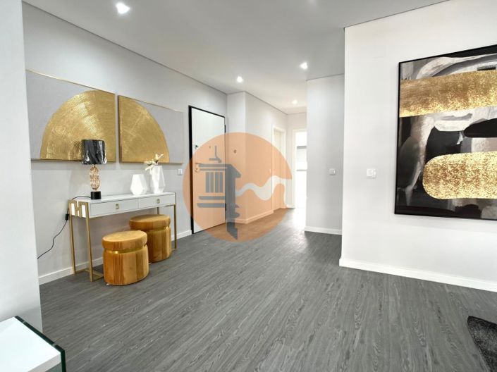 Image No.14-3 Bed Apartment for sale