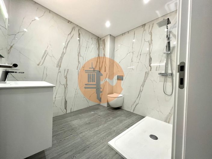 Image No.19-3 Bed Apartment for sale