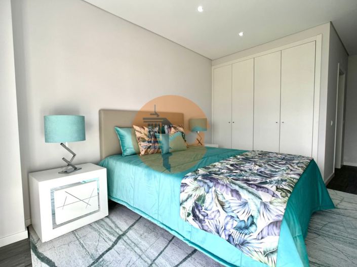 Image No.23-3 Bed Apartment for sale