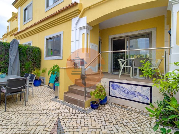 Image No.20-3 Bed House for sale