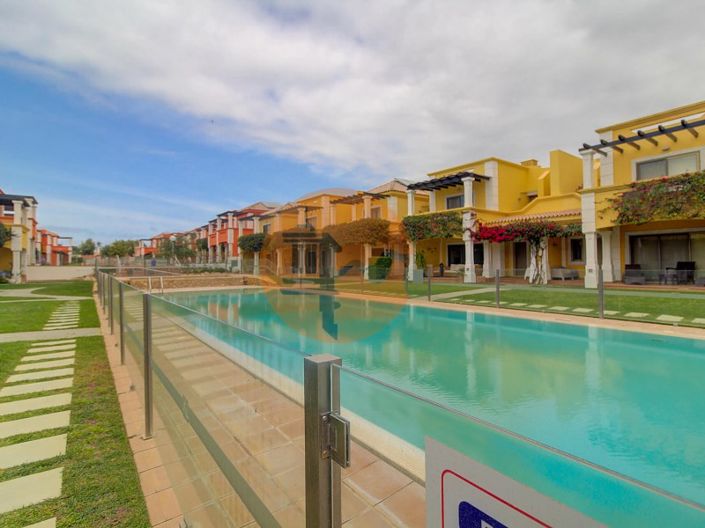 Image No.26-3 Bed House for sale