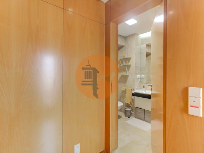 Image No.42-3 Bed House for sale